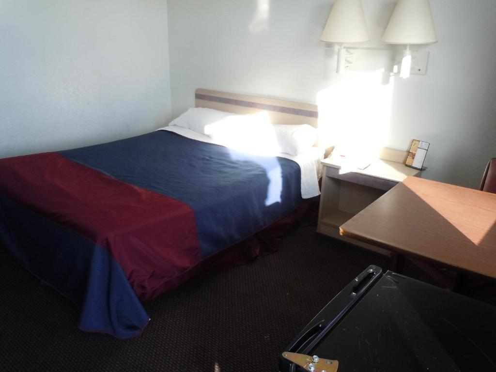 Travelodge By Wyndham Grand Rapids North Walker Camera foto